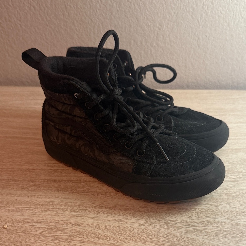 KIDS Black High-Top Vans MTE